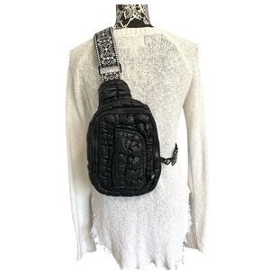 Simply Southern Black Quilted Crossbody Bag Puffy Travel NWT